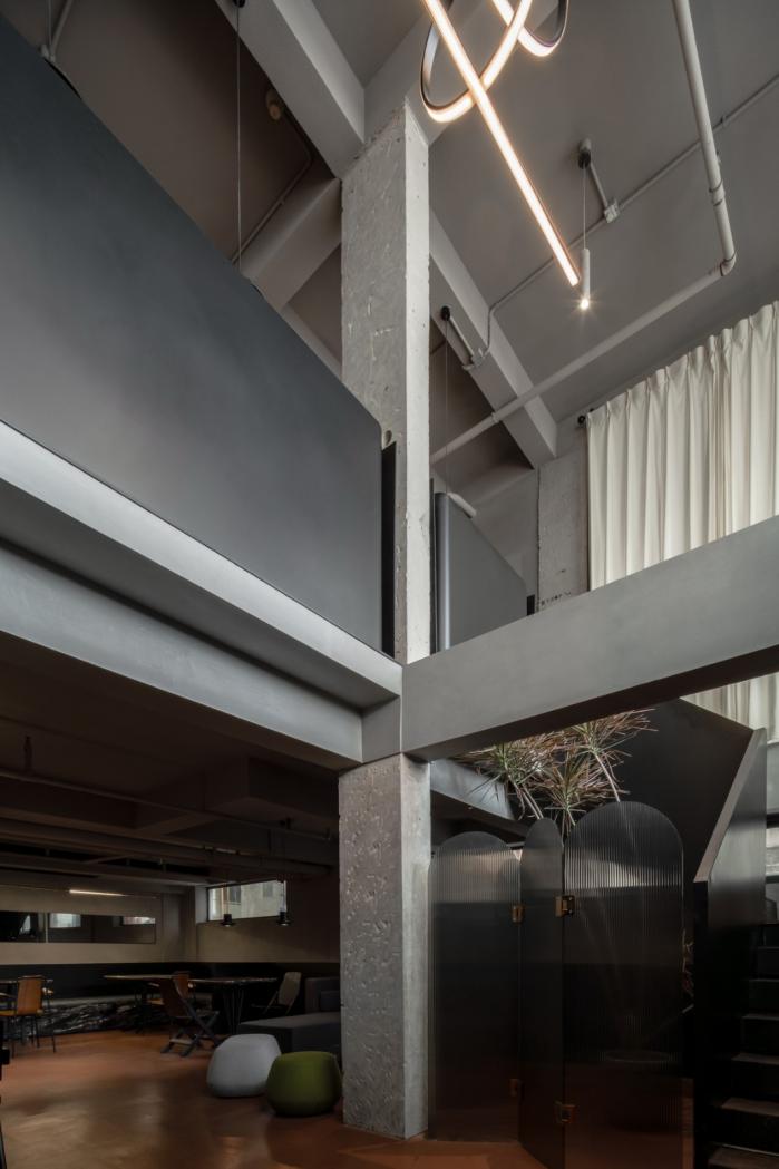 BIM建筑|反正餐厅及取舍行旅酒店整体改造 / 反正建筑事务所 BIM建筑|反正餐厅及取舍行旅酒店整体改造 / 反正建筑事务所