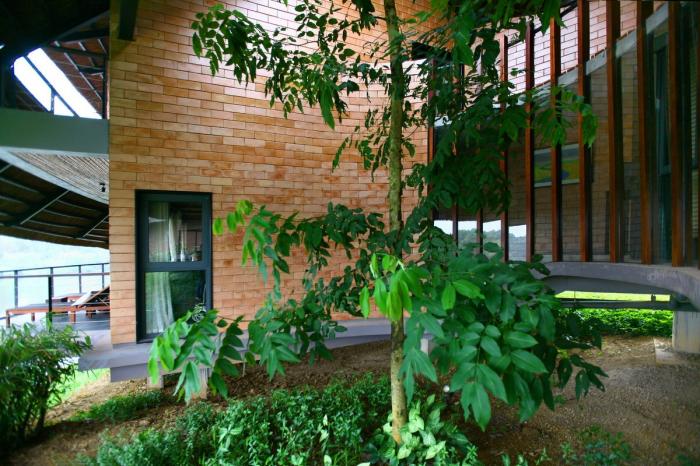 BIM建筑|洪先生家宅 / 1+1>2 Architects BIM建筑|洪先生家宅 / 1+1>2 Architects