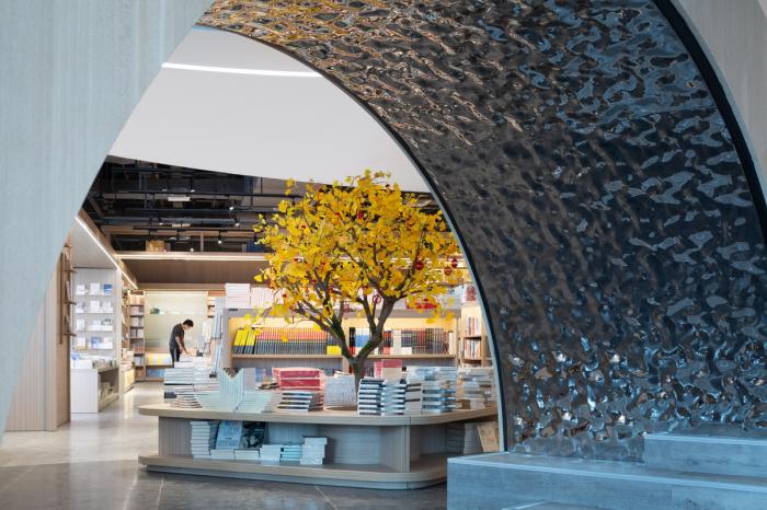 BIM建筑|体验式文创空间,深圳书城龙华城 / 香港汇创国际 BIM建筑|体验式文创空间,深圳书城龙华城 / 香港汇创国际