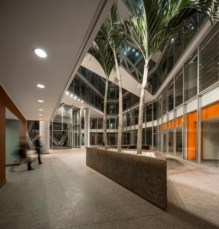 BIM建筑|“西非之门”阿克拉的生态地标,One Airport Square / MCA建筑事务所 BIM建筑|“西非之门”阿克拉的生态地标,One Airport Square / MCA建筑事务所