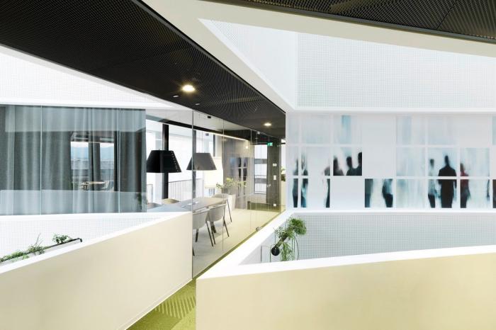 BIM建筑|外方内圆,半遮半掩的透明光影——C&P 公司总部 BIM建筑|外方内圆,半遮半掩的透明光影——C&P 公司总部