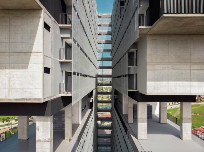 BIM建筑|64米深“峡谷”的裂变——阿曼尼公寓 BIM建筑|64米深“峡谷”的裂变——阿曼尼公寓