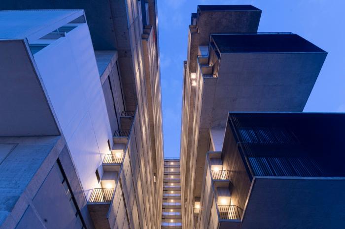 BIM建筑|64米深“峡谷”的裂变——阿曼尼公寓 BIM建筑|64米深“峡谷”的裂变——阿曼尼公寓