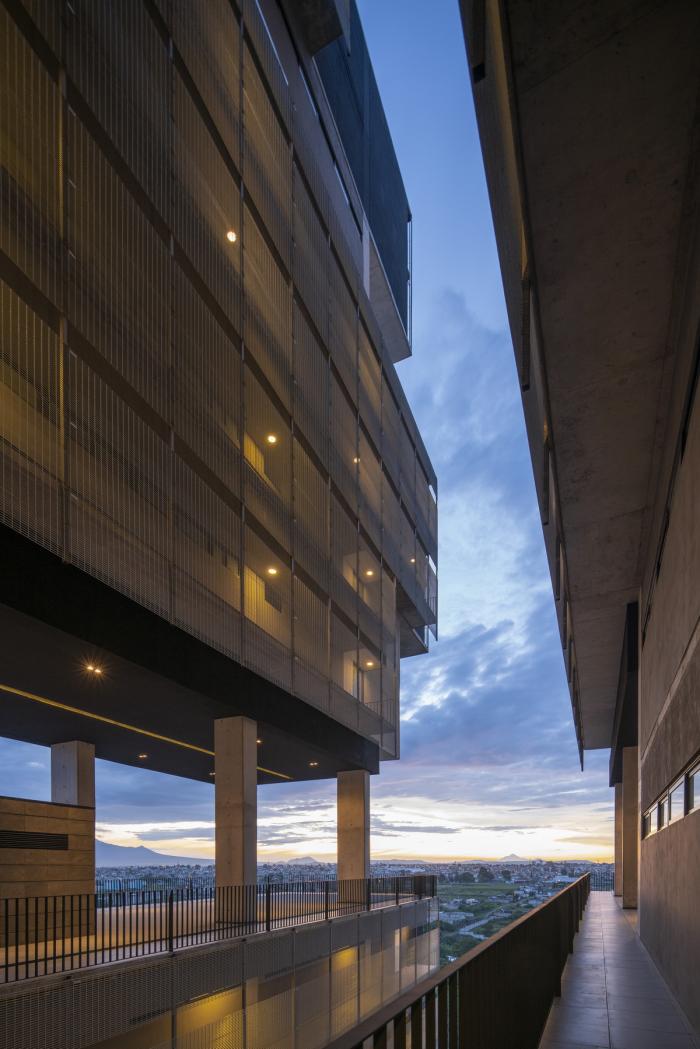 BIM建筑|64米深“峡谷”的裂变——阿曼尼公寓 BIM建筑|64米深“峡谷”的裂变——阿曼尼公寓