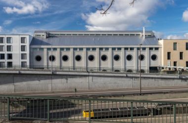 BIM建筑|墙身布满深邃的“眼睛”,废弃谷仓的改造-BIM建筑网
