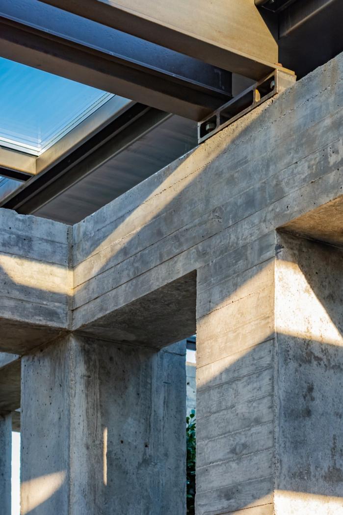 BIM建筑|与混凝土立柱对话——BM卡瓦纳住宅 BIM建筑|与混凝土立柱对话——BM卡瓦纳住宅