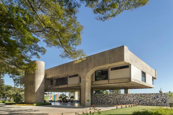 BIM建筑|巴西粗野主义建筑改造 / Arquitécnika BIM建筑|巴西粗野主义建筑改造 / Arquitécnika