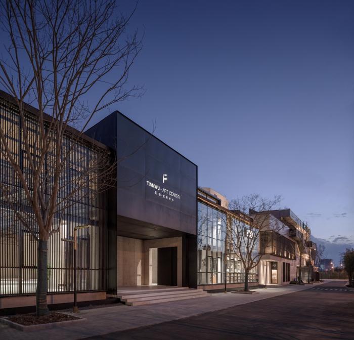 BIM建筑|光影舞动,野蛮生长——FOR天物空间 / 本哲建筑 BIM建筑|光影舞动,野蛮生长——FOR天物空间 / 本哲建筑