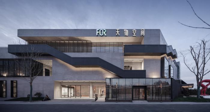 BIM建筑|光影舞动,野蛮生长——FOR天物空间 / 本哲建筑 BIM建筑|光影舞动,野蛮生长——FOR天物空间 / 本哲建筑