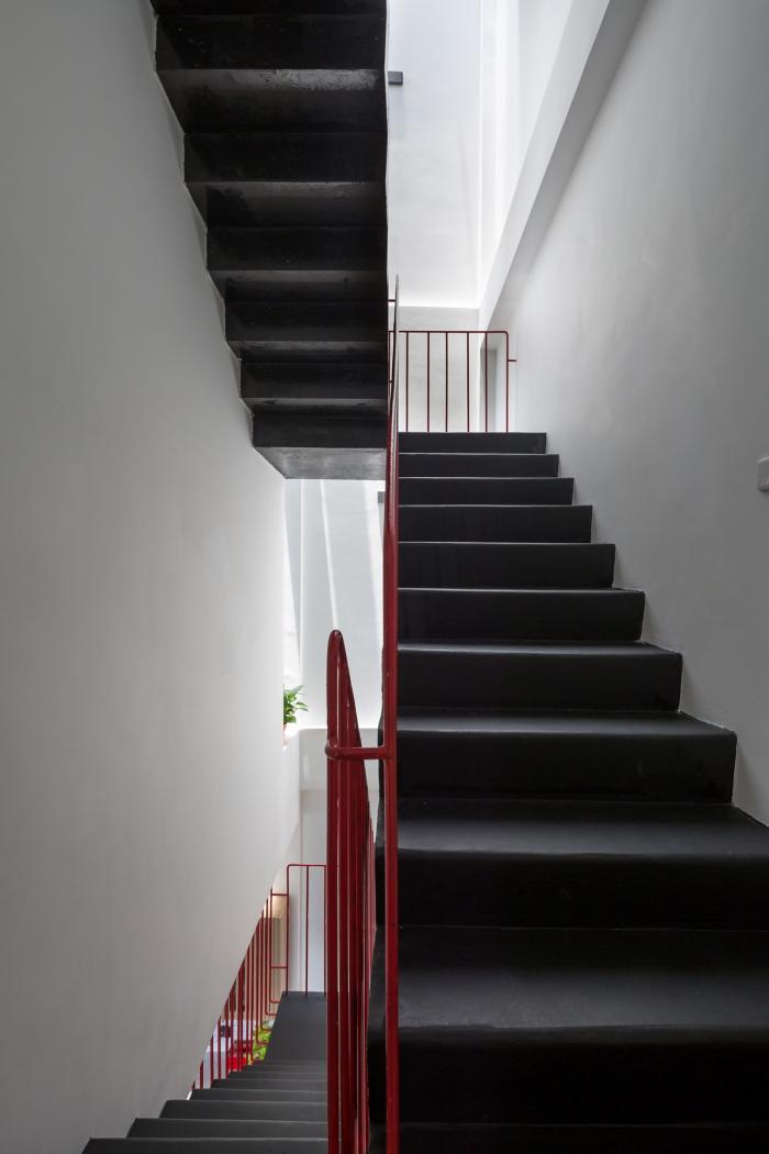 BIM建筑|错动“跳舞”的空中花园:越南联排住宅 BIM建筑|错动“跳舞”的空中花园:越南联排住宅