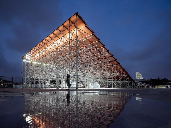 BIM建筑|2019上海城市空间艺术季主展场入口安检棚 / 同济原作设计工作室 BIM建筑|2019上海城市空间艺术季主展场入口安检棚 / 同济原作设计工作室
