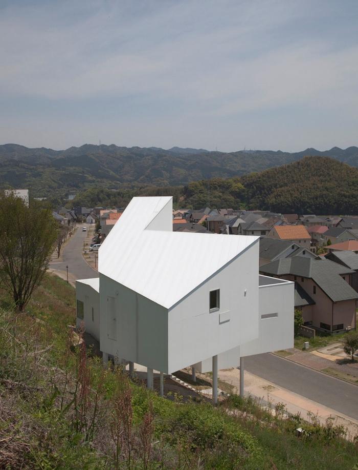 BIM建筑|斜坡上的住宅:8008 BIM建筑|斜坡上的住宅:8008