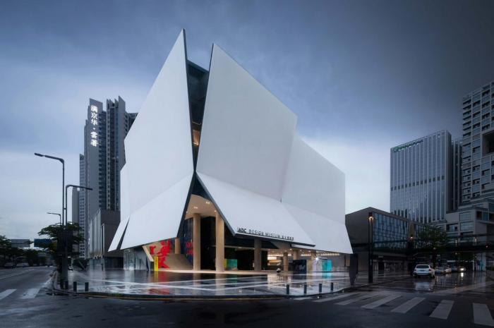 BIM建筑|冲破方盒子,释放创造力——深圳iADC设计博物馆 / 严迅奇建筑师事务所 BIM建筑|冲破方盒子,释放创造力——深圳iADC设计博物馆 / 严迅奇建筑师事务所