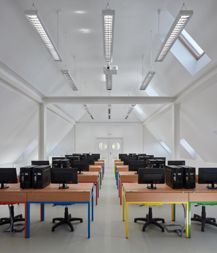 BIM建筑|童话书中的儿童城堡:Vřesovice小学扩建 BIM建筑|童话书中的儿童城堡:Vřesovice小学扩建