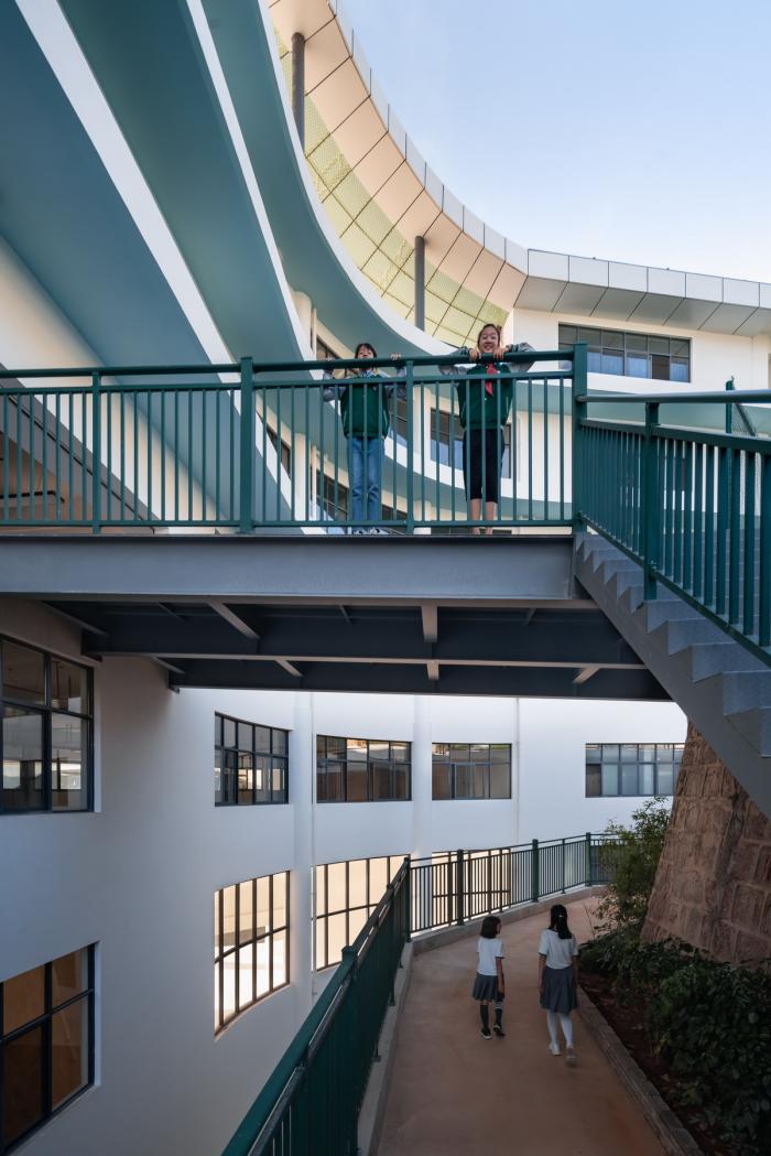 BIM建筑|校园再生,半山半校:云南玉溪生态实验小学 / 思序设计 BIM建筑|校园再生,半山半校:云南玉溪生态实验小学 / 思序设计