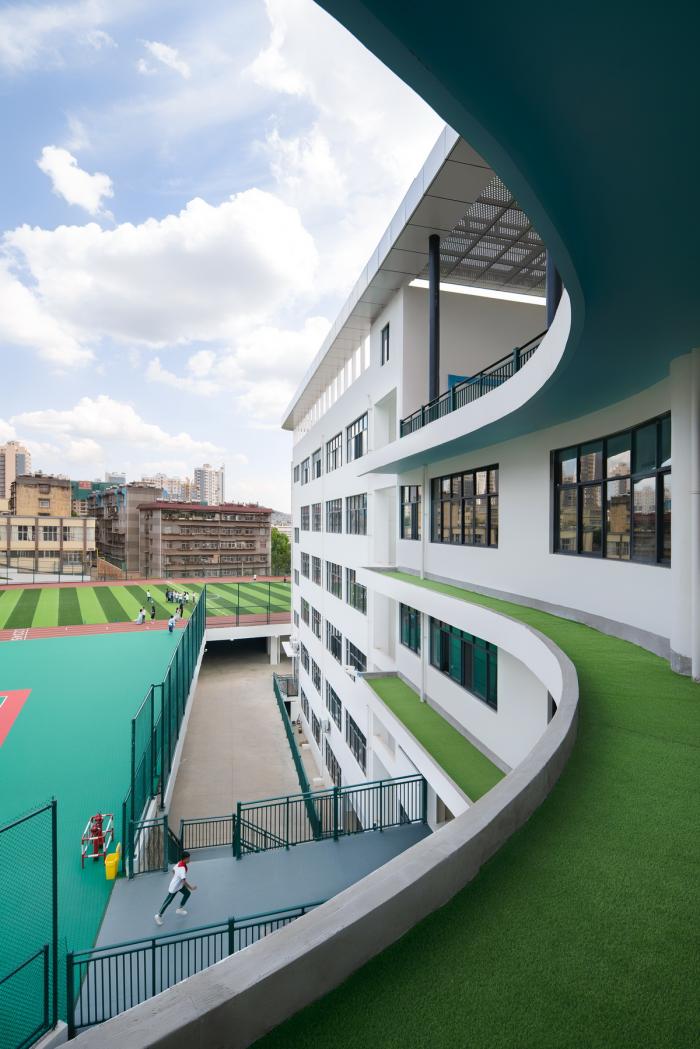 BIM建筑|校园再生,半山半校:云南玉溪生态实验小学 / 思序设计 BIM建筑|校园再生,半山半校:云南玉溪生态实验小学 / 思序设计