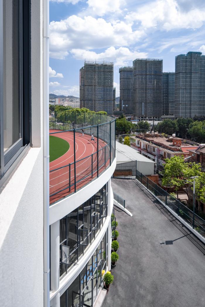 BIM建筑|校园再生,半山半校:云南玉溪生态实验小学 / 思序设计 BIM建筑|校园再生,半山半校:云南玉溪生态实验小学 / 思序设计