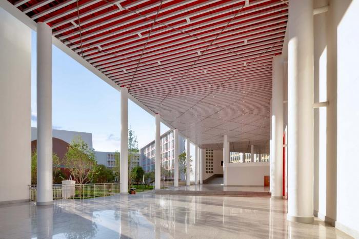 BIM建筑|立体“院落”空间:云南师范大学实验中学 / 清华大学建筑设计院 + 清华大学建筑学院 BIM建筑|立体“院落”空间:云南师范大学实验中学 / 清华大学建筑设计院 + 清华大学建筑学院