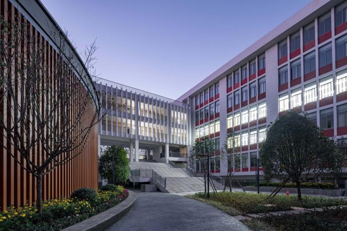 BIM建筑|立体“院落”空间:云南师范大学实验中学 / 清华大学建筑设计院 + 清华大学建筑学院 BIM建筑|立体“院落”空间:云南师范大学实验中学 / 清华大学建筑设计院 + 清华大学建筑学院