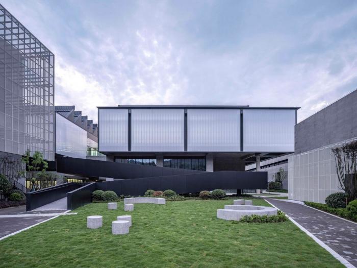 BIM建筑|杭州老鹰画室 / 未觉建筑 BIM建筑|杭州老鹰画室 / 未觉建筑