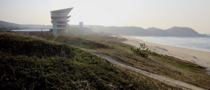 BIM建筑|流动身形,与海浪共舞:大金工业总部 / 竹中工务店 BIM建筑|流动身形,与海浪共舞:大金工业总部 / 竹中工务店