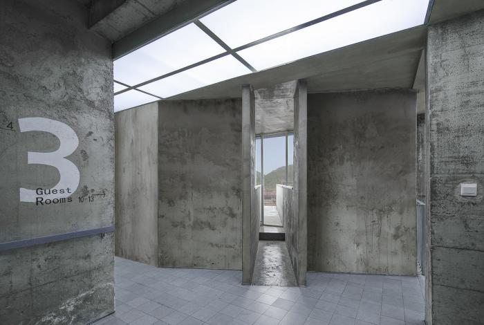 BIM建筑|夜阑·COLOUR民宿,延庆 / 阿穆隆设计工作室 BIM建筑|夜阑·COLOUR民宿,延庆 / 阿穆隆设计工作室