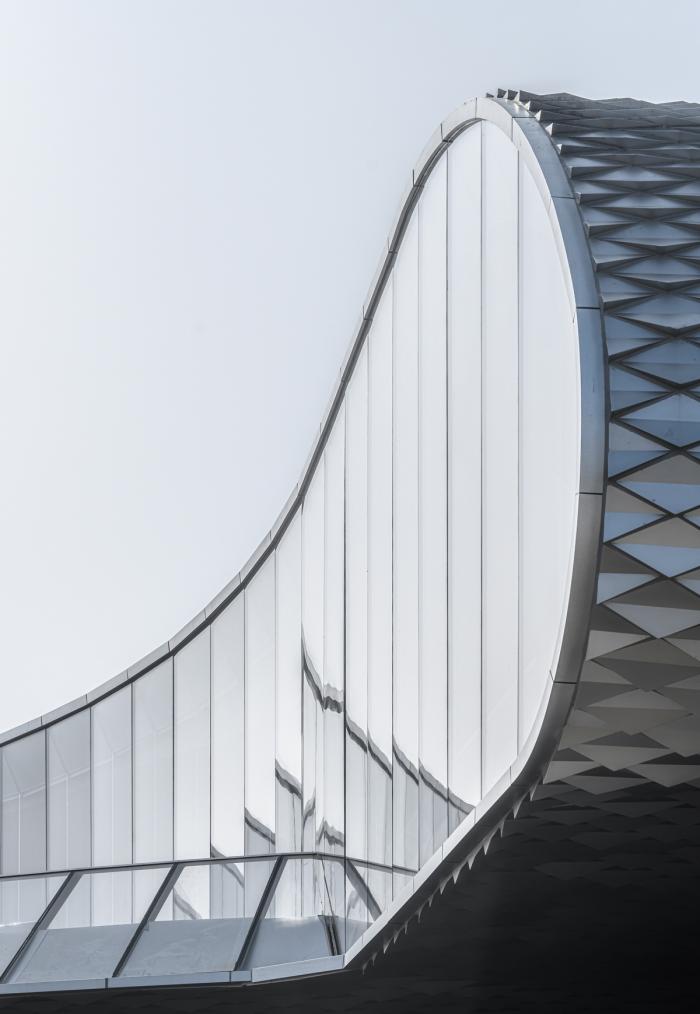 BIM建筑|场域空间与艺术镜像:世茂 · 浪花艺术馆 / 北京日清建筑设计 BIM建筑|场域空间与艺术镜像:世茂 · 浪花艺术馆 / 北京日清建筑设计