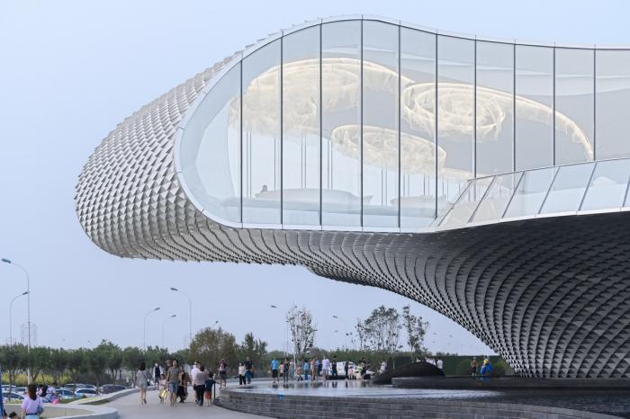 BIM建筑|场域空间与艺术镜像:世茂 · 浪花艺术馆 / 北京日清建筑设计 BIM建筑|场域空间与艺术镜像:世茂 · 浪花艺术馆 / 北京日清建筑设计