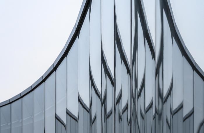 BIM建筑|场域空间与艺术镜像:世茂 · 浪花艺术馆 / 北京日清建筑设计 BIM建筑|场域空间与艺术镜像:世茂 · 浪花艺术馆 / 北京日清建筑设计