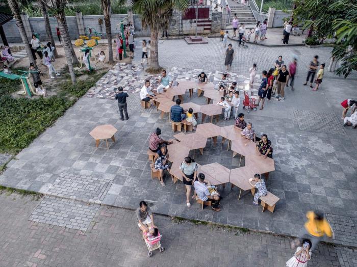 BIM建筑|城市搭建&乡村重生,“低技派”的胶合板的灵活运用 / ROOI BIM建筑|城市搭建&乡村重生,“低技派”的胶合板的灵活运用 / ROOI