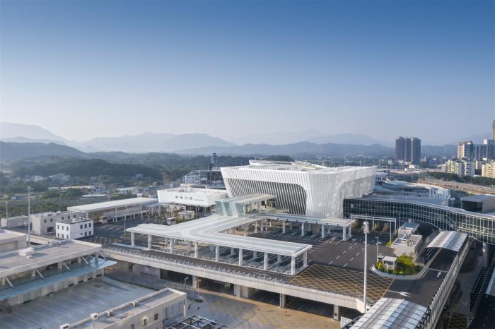 BIM建筑|深圳市莲塘口岸:国内首个“客、货一站式通关”口岸 / 华阳国际设计集团 BIM建筑|深圳市莲塘口岸:国内首个“客、货一站式通关”口岸 / 华阳国际设计集团