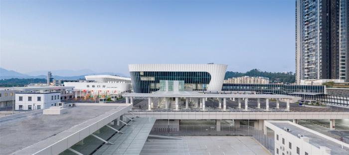 BIM建筑|深圳市莲塘口岸:国内首个“客、货一站式通关”口岸 / 华阳国际设计集团 BIM建筑|深圳市莲塘口岸:国内首个“客、货一站式通关”口岸 / 华阳国际设计集团
