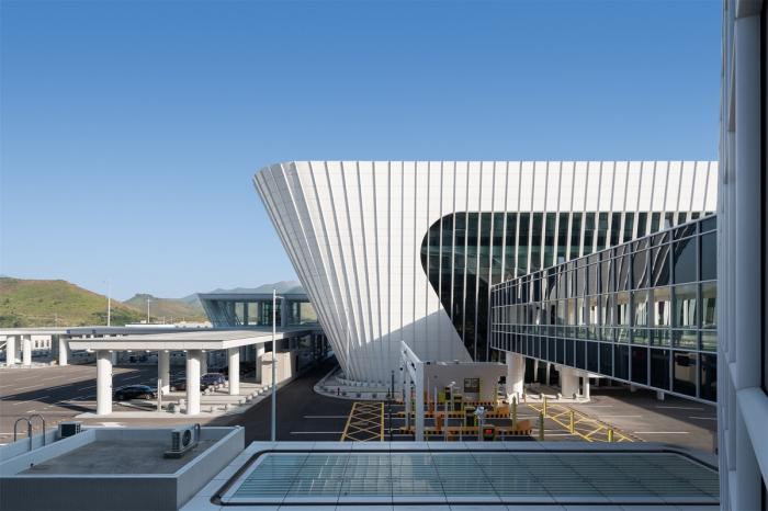 BIM建筑|深圳市莲塘口岸:国内首个“客、货一站式通关”口岸 / 华阳国际设计集团 BIM建筑|深圳市莲塘口岸:国内首个“客、货一站式通关”口岸 / 华阳国际设计集团