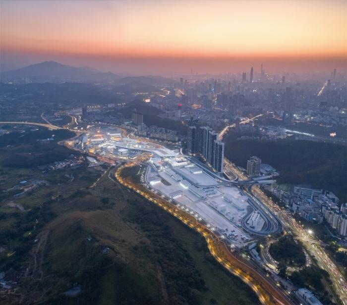 BIM建筑|深圳市莲塘口岸:国内首个“客、货一站式通关”口岸 / 华阳国际设计集团 BIM建筑|深圳市莲塘口岸:国内首个“客、货一站式通关”口岸 / 华阳国际设计集团