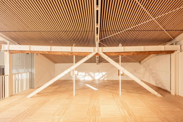 BIM建筑|传统农房与巴洛克建筑风格的融合:“El Mallol” 市民中心更新 BIM建筑|传统农房与巴洛克建筑风格的融合:“El Mallol” 市民中心更新