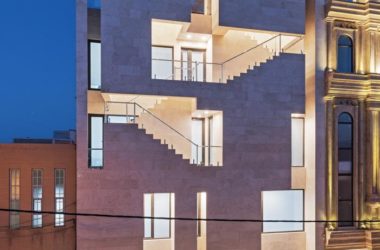 BIM建筑|一座纯粹的几何乌托邦:伊朗办公楼“Zamin”-BIM建筑网