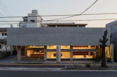 BIM建筑|厚重与透明:大原参道半架空品牌店 / 下川徹建筑事务所-BIM建筑网