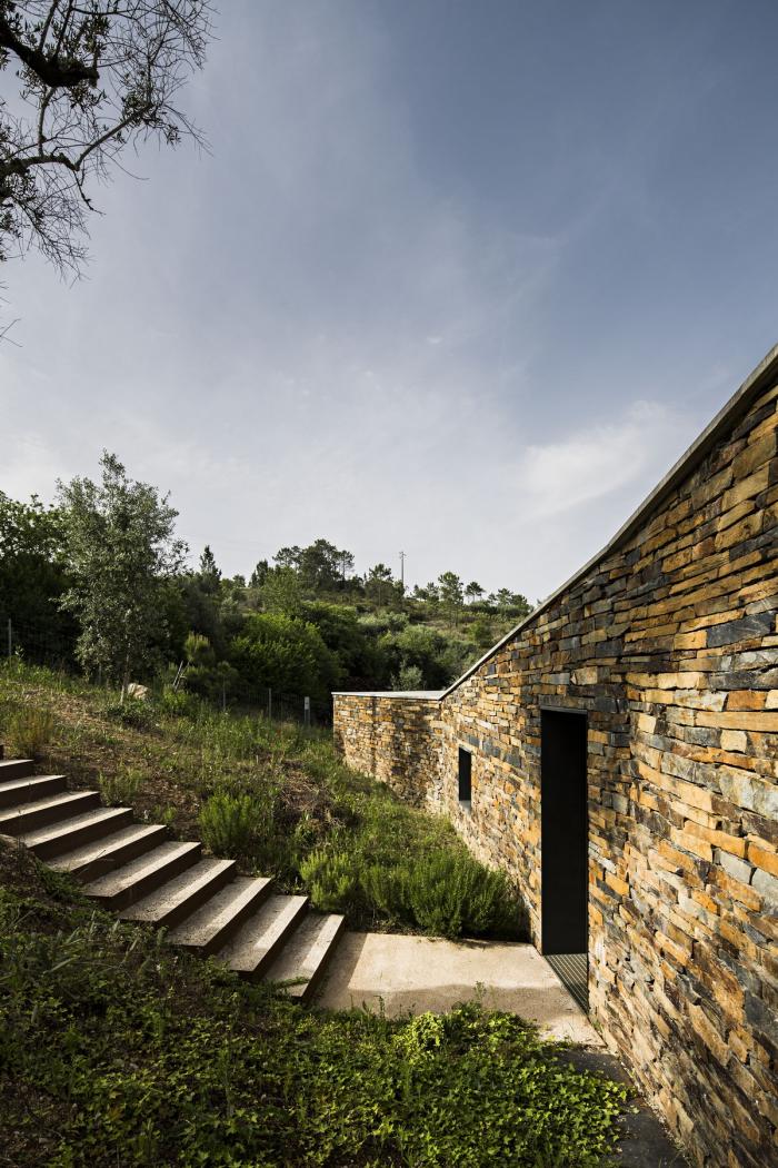 BIM建筑|眺望山谷,一座自由而安静的别墅 BIM建筑|眺望山谷,一座自由而安静的别墅