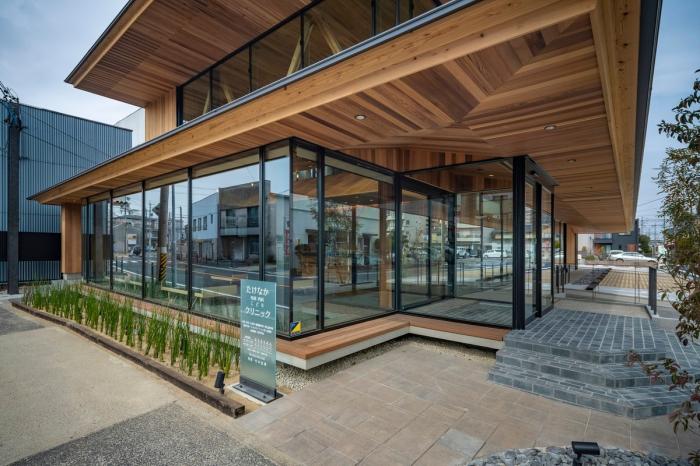 BIM建筑|温暖的透明度:名古屋外科诊所“Takenaka” / TSC Architects BIM建筑|温暖的透明度:名古屋外科诊所“Takenaka” / TSC Architects
