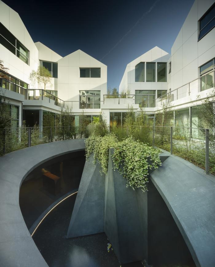 BIM建筑|MAD美国首个项目“比弗利山丘庭院”竣工,“山坡”上的小村庄 BIM建筑|MAD美国首个项目“比弗利山丘庭院”竣工,“山坡”上的小村庄