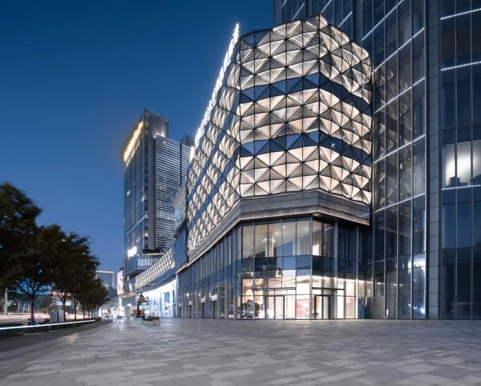 BIM建筑|宁波绿地中心:设计背后的故事 / 三益建筑设计 BIM建筑|宁波绿地中心:设计背后的故事 / 三益建筑设计