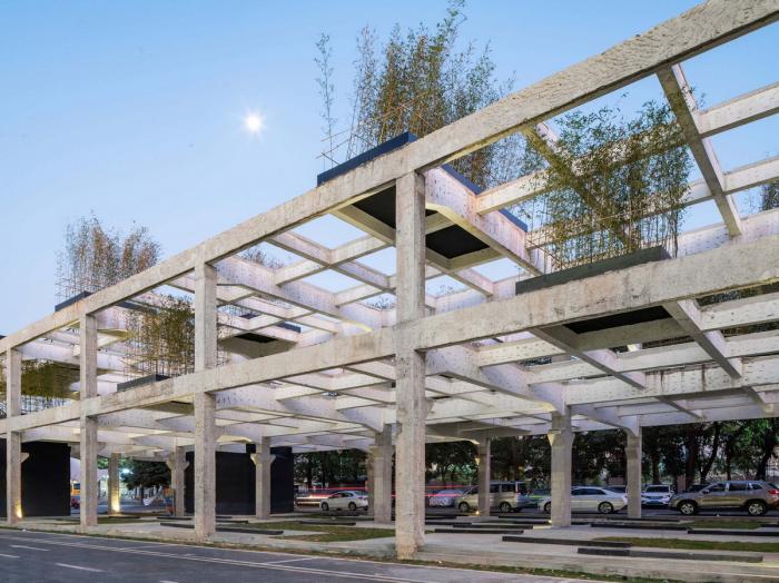 BIM建筑|桥头废墟花园 / 趣城工作室 BIM建筑|桥头废墟花园 / 趣城工作室