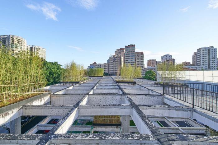 BIM建筑|桥头废墟花园 / 趣城工作室 BIM建筑|桥头废墟花园 / 趣城工作室