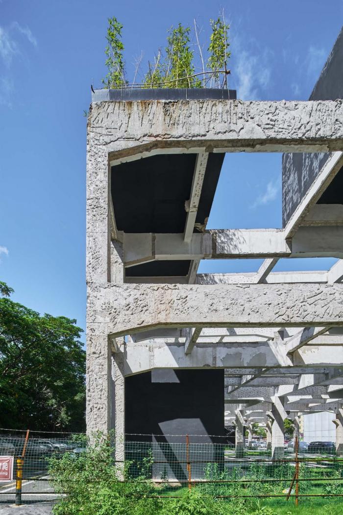 BIM建筑|桥头废墟花园 / 趣城工作室 BIM建筑|桥头废墟花园 / 趣城工作室