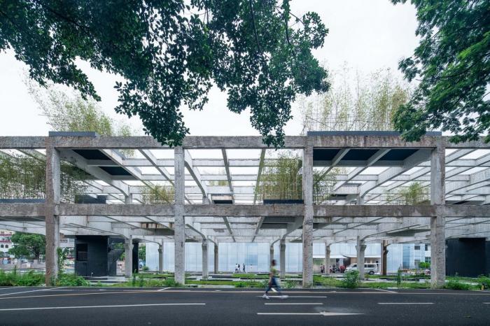 BIM建筑|桥头废墟花园 / 趣城工作室 BIM建筑|桥头废墟花园 / 趣城工作室
