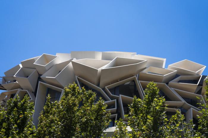 BIM建筑|多变折叠板拼成“蜂窝”般立面:伊朗绿地会议中心展览楼 BIM建筑|多变折叠板拼成“蜂窝”般立面:伊朗绿地会议中心展览楼