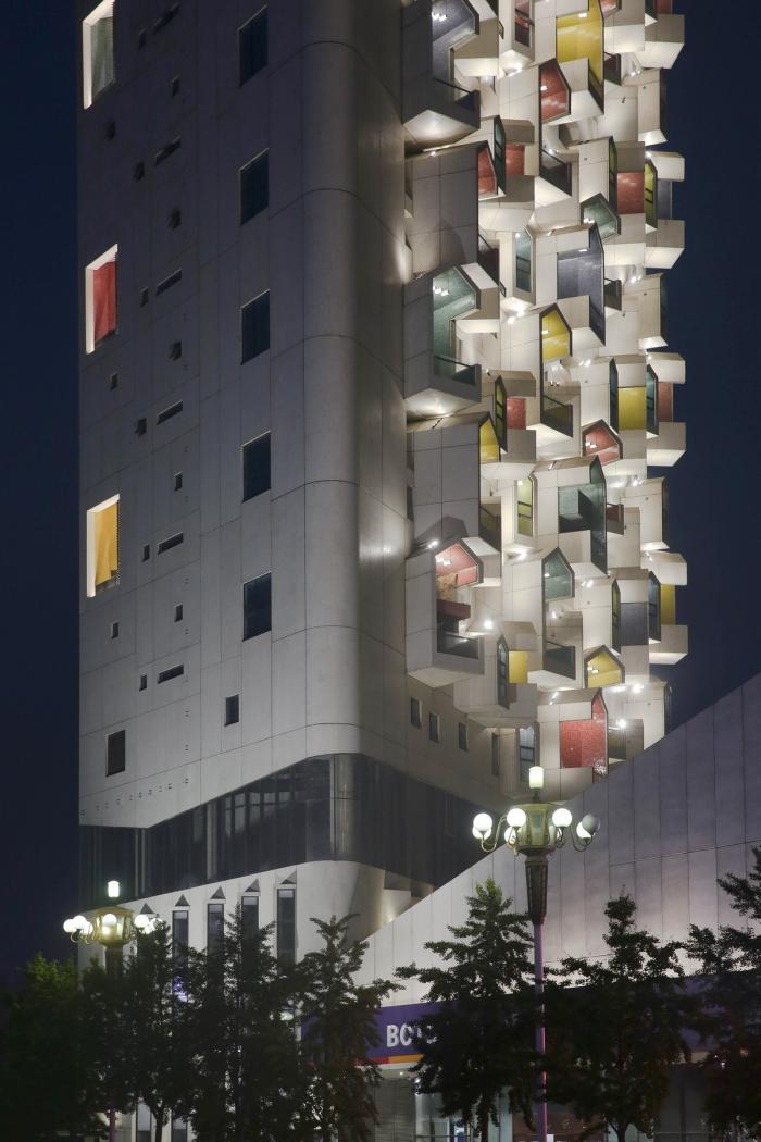 BIM建筑|“第三空间” / 李兴钢建筑工作室 BIM建筑|“第三空间” / 李兴钢建筑工作室
