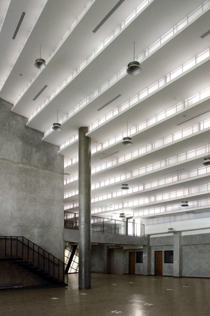 BIM建筑|泰国农业部金禧年博物馆,“倾倒”的大楼 / Plan Architect BIM建筑|泰国农业部金禧年博物馆,“倾倒”的大楼 / Plan Architect
