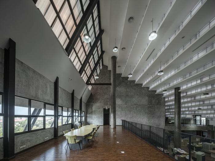 BIM建筑|泰国农业部金禧年博物馆,“倾倒”的大楼 / Plan Architect BIM建筑|泰国农业部金禧年博物馆,“倾倒”的大楼 / Plan Architect