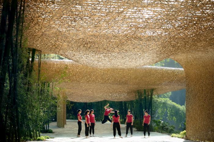 BIM建筑|竹林亭台楼阁 / 叙向建筑设计 BIM建筑|竹林亭台楼阁 / 叙向建筑设计